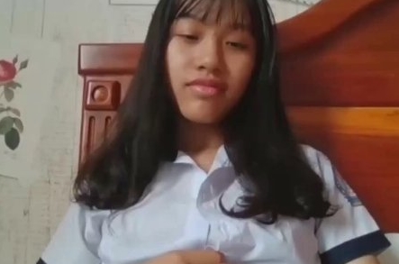 Nữ Sinh Xinh Đẹp Thỏa Mãn Ham Muốn Tự Sướng Cuồng Nhiệt